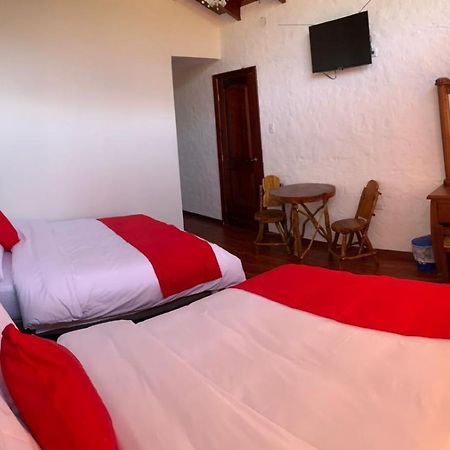 Hosteria La Chorrera กีโต ภายนอก รูปภาพ