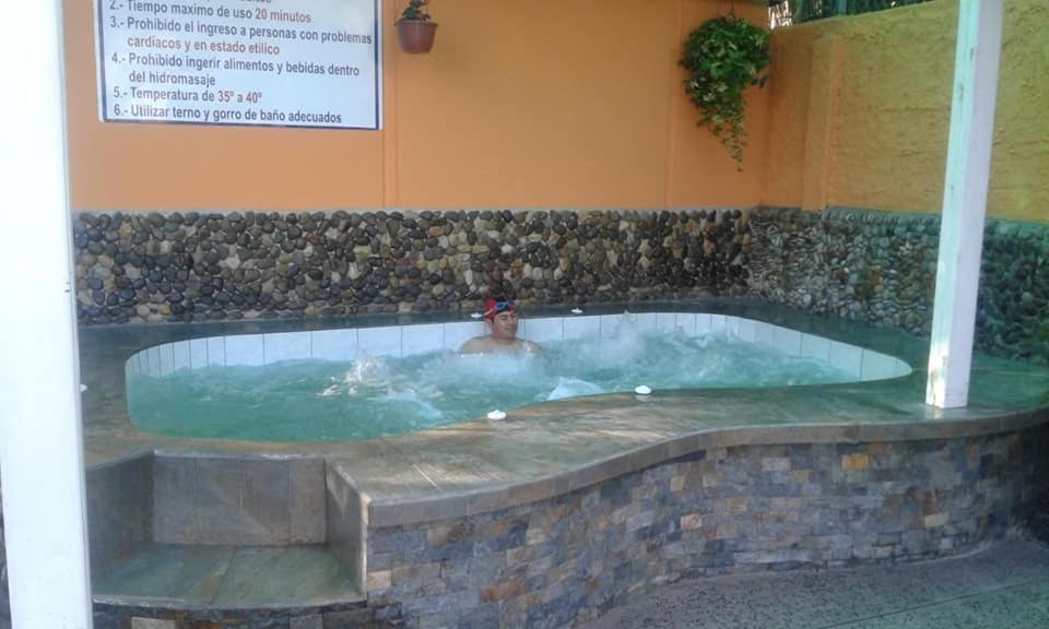 Hosteria La Chorrera กีโต ภายนอก รูปภาพ