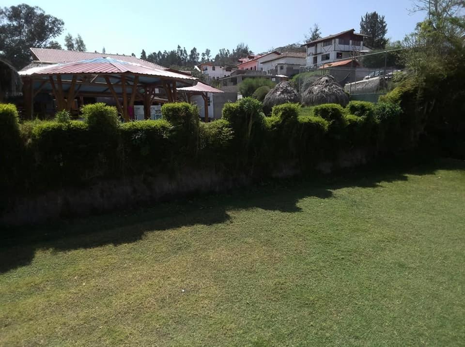 Hosteria La Chorrera กีโต ภายนอก รูปภาพ
