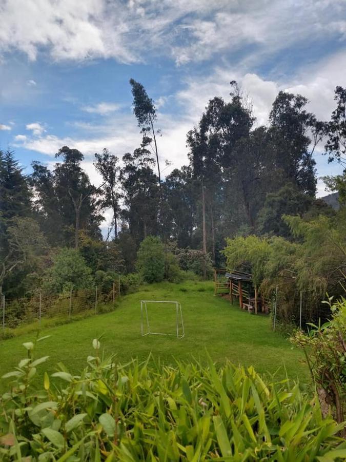Hosteria La Chorrera กีโต ภายนอก รูปภาพ