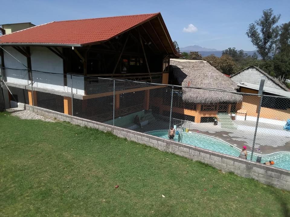 Hosteria La Chorrera กีโต ภายนอก รูปภาพ